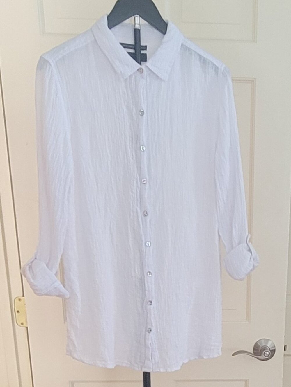 Tahari White Long Sleeve Button-Down Shirt